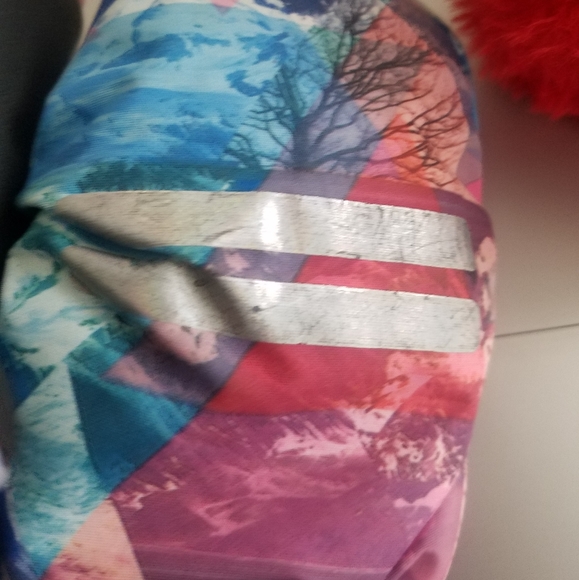 Pair of Kids Winter Gloves - Picture 4 of 6